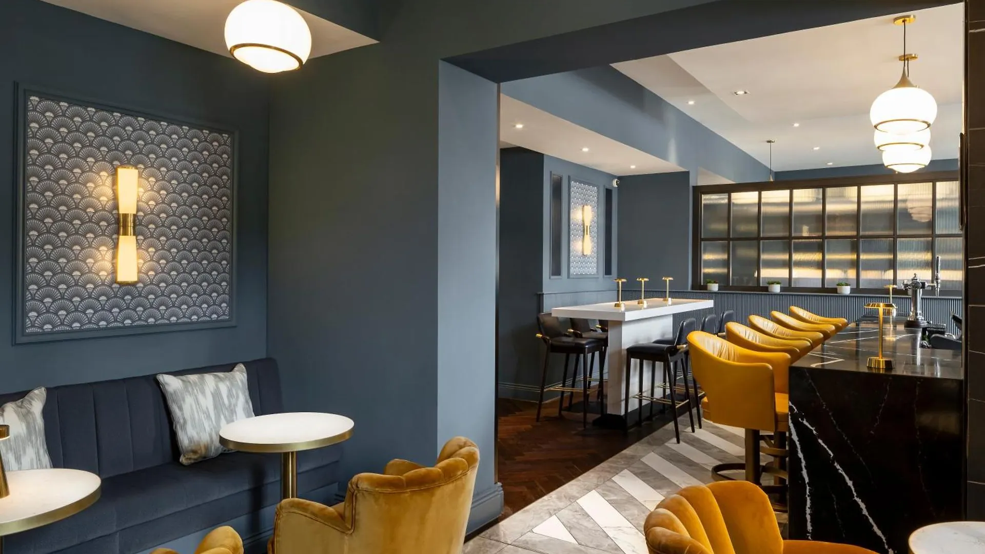 מלון Courtyard By Marriott אדינבורו