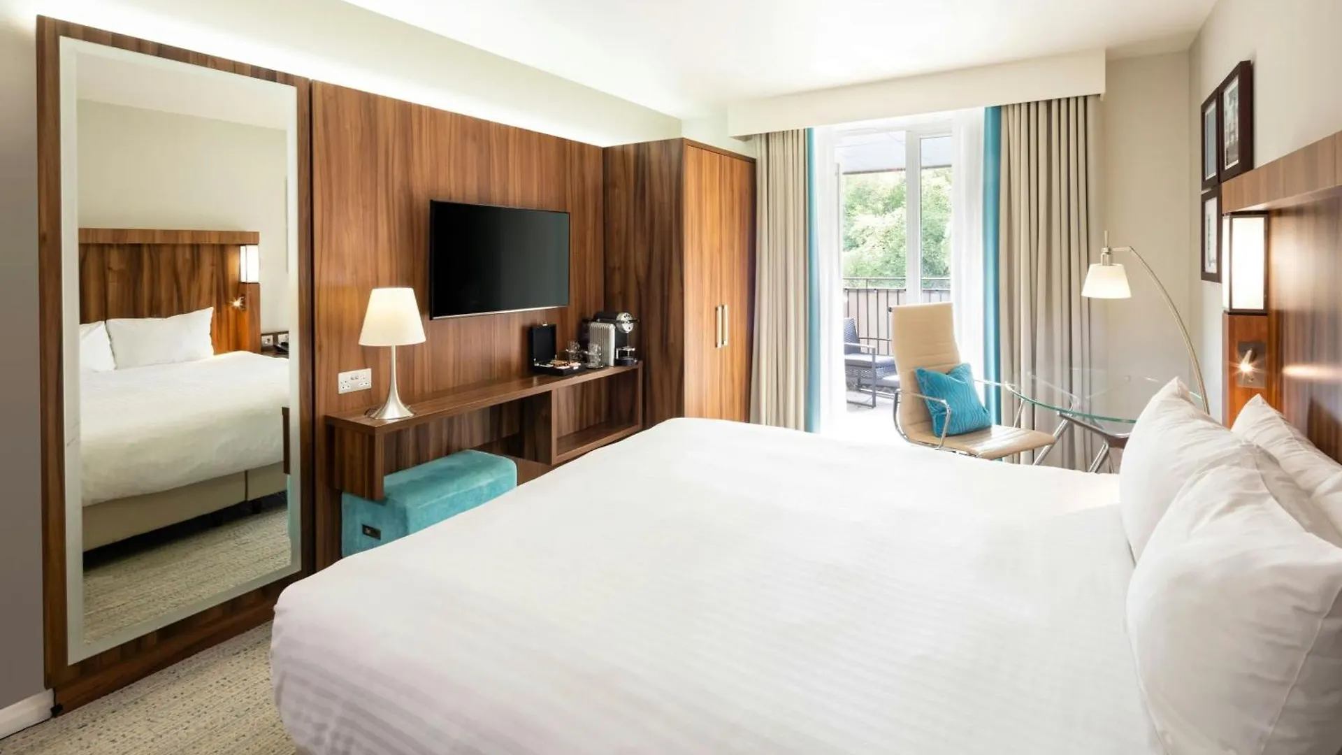 ****  מלון Courtyard By Marriott אדינבורו בריטניה